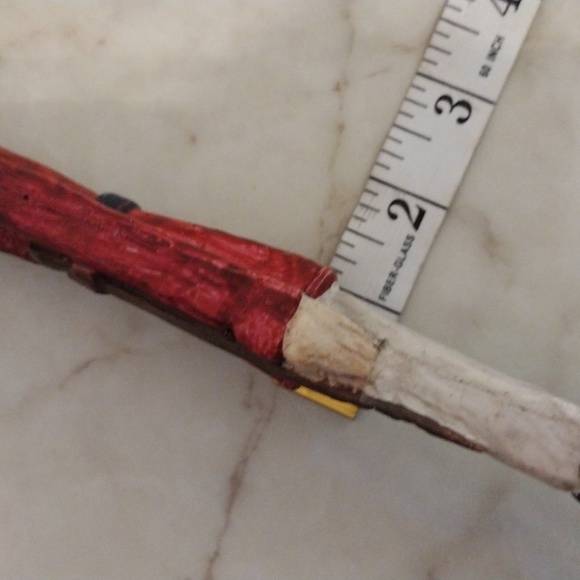 Beautiful nutcracker statue. - Picture 12 of 13